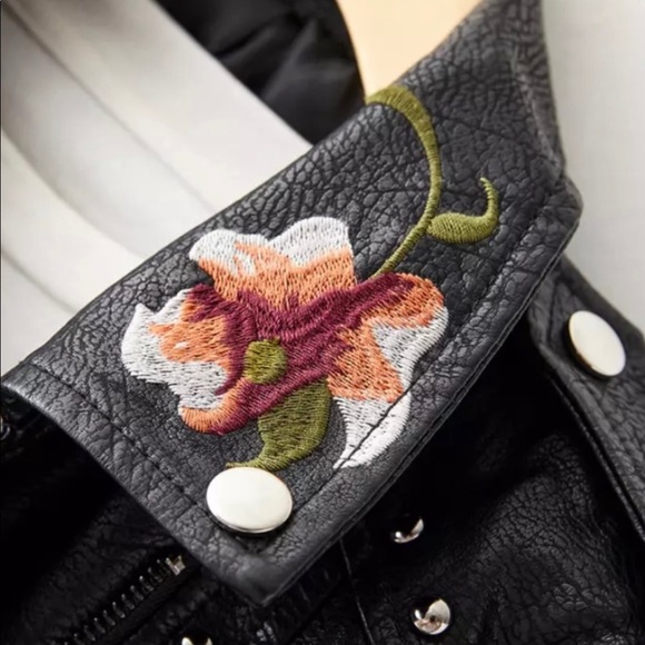 New! Black Embroidered Flowers With Stud Faux Leather Motorcycle Style Jacket - Picture 5 of 15
